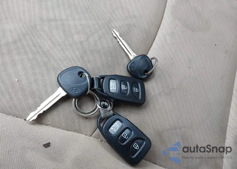 2013 Hyundai Elantra Gls из США, поврежденный, VIN 5NPDH4AE5DH185926